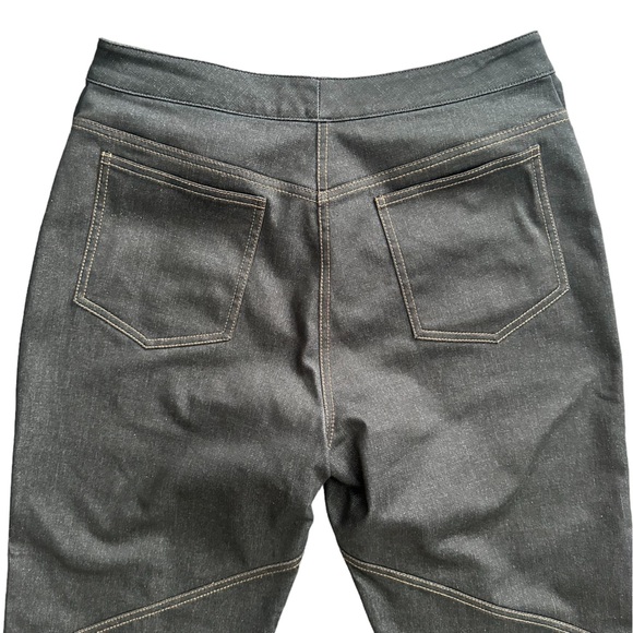 St. John Collection Jeans - Size 12 - Picture 5 of 7